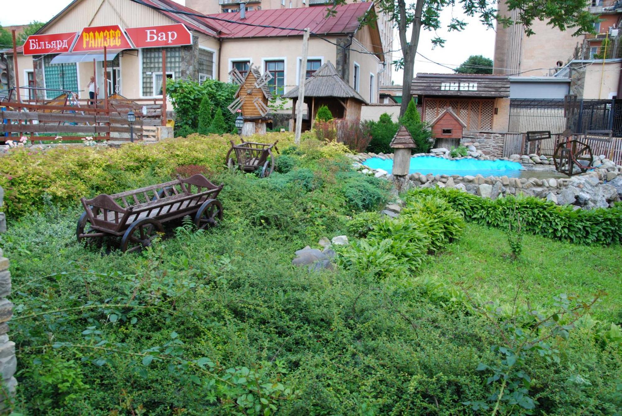 Filvarki-Centre Kamianets-Podilskyi Luaran gambar